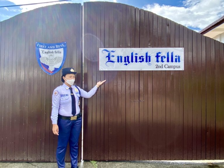 English Fella gate_01