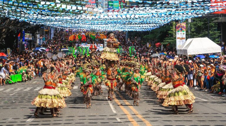 シノログ祭り。毎年1月に行われるセブ最大のお祭り。