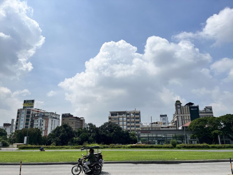 多くの学校が立地するアンヘレス市内