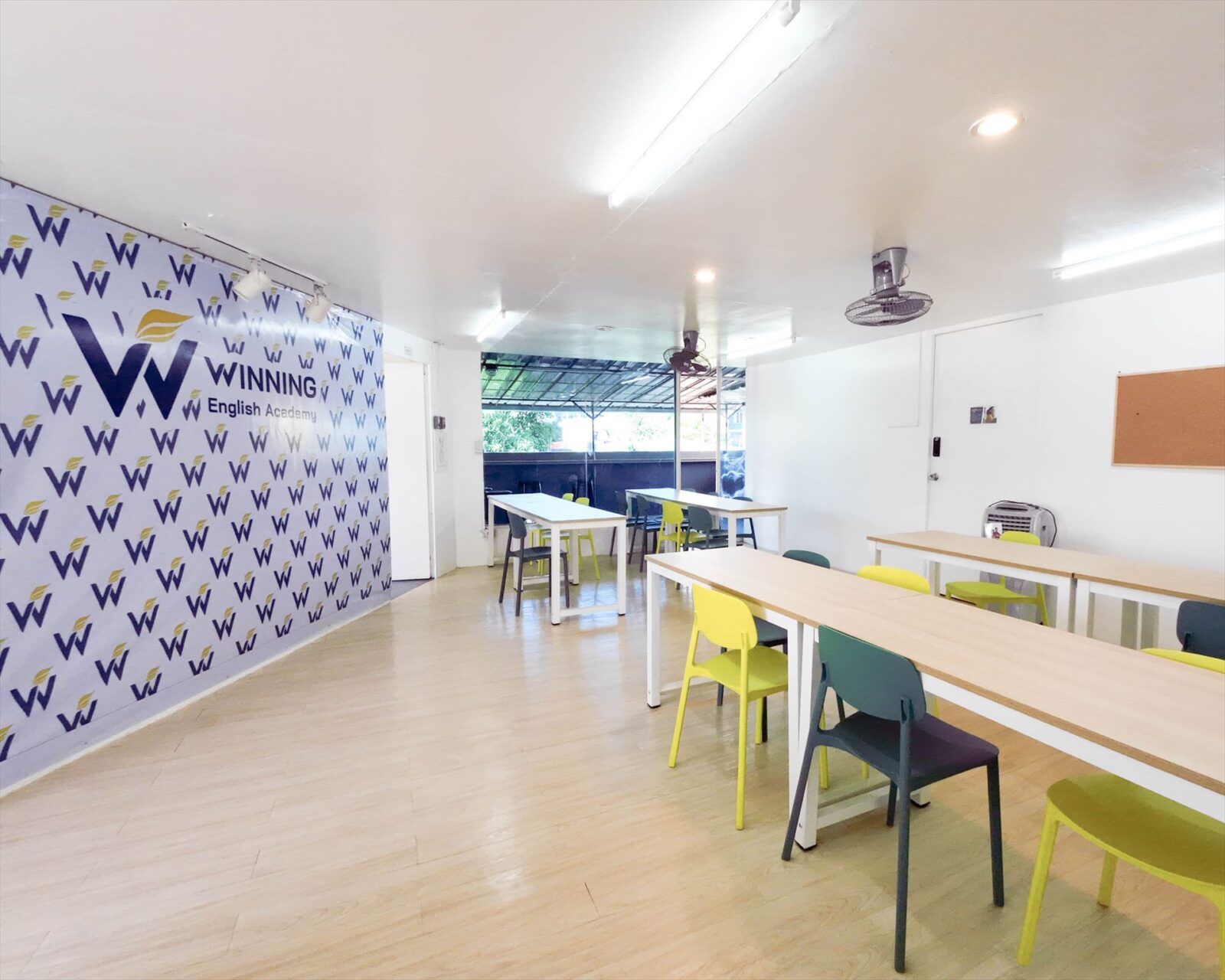 winning_city-dining01